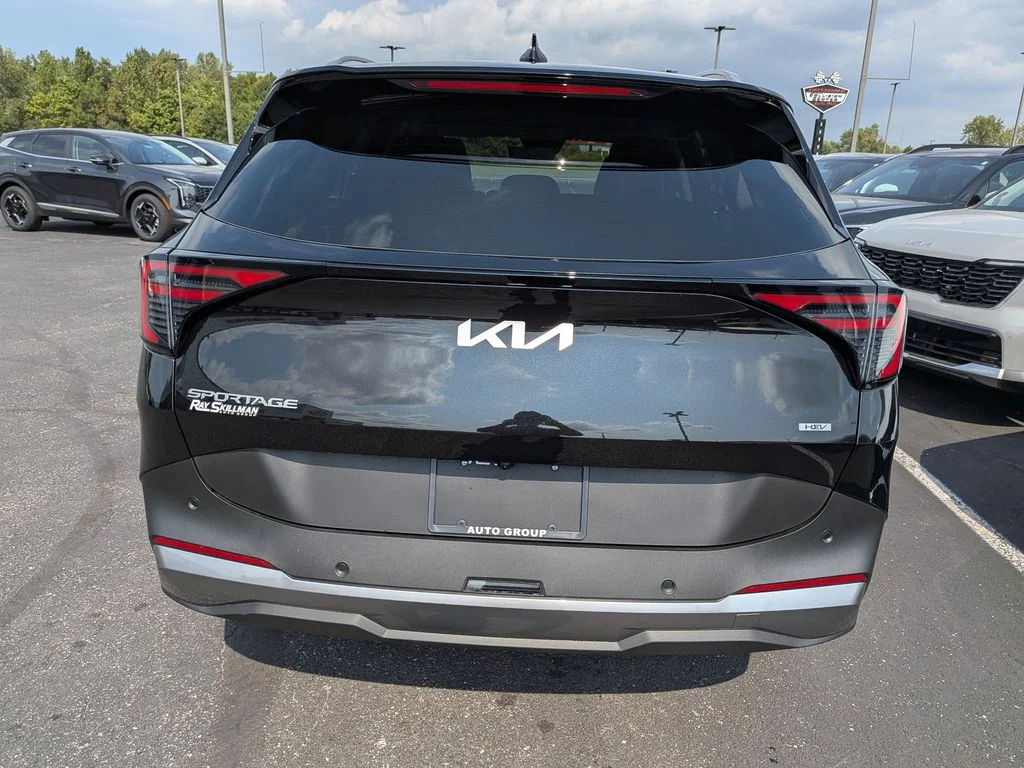 New 2027 Fusion Black Kia EX image 6