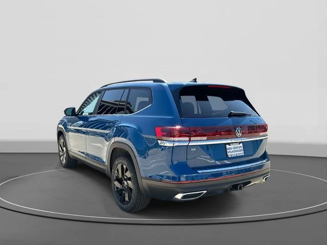 2026 Volkswagen Atlas photo 3