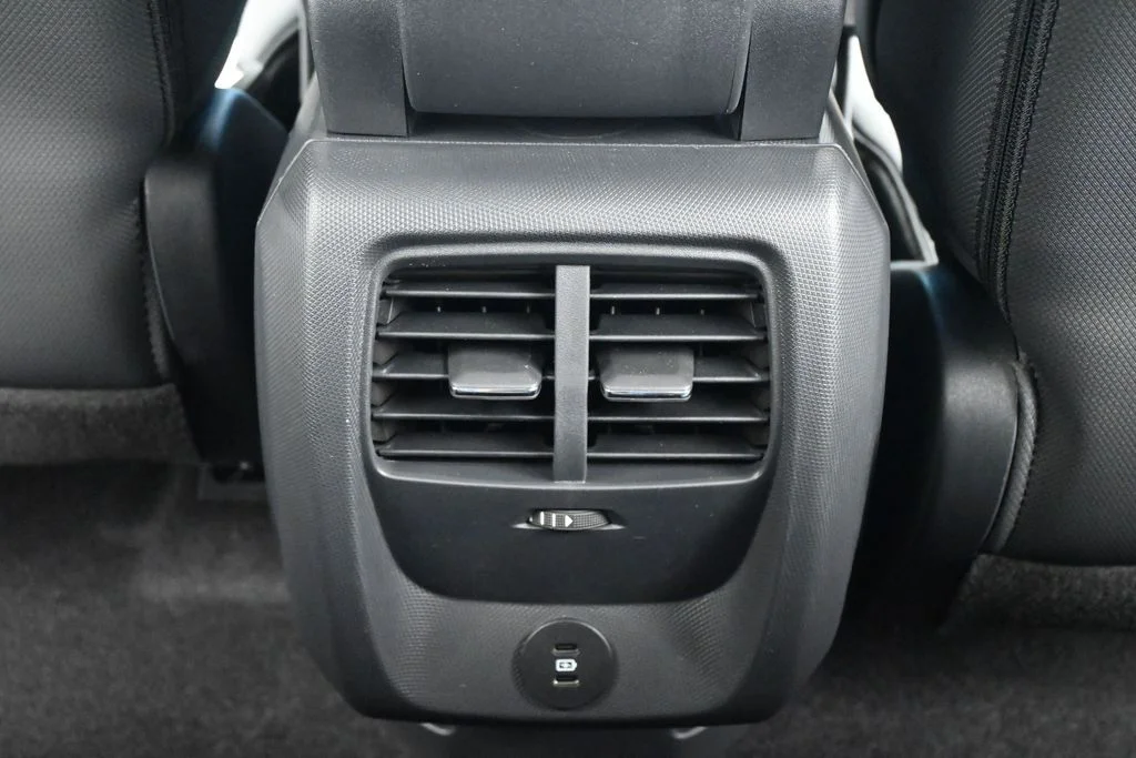 New 2026 Star White Metallic Tri-coat Ford Select image 19