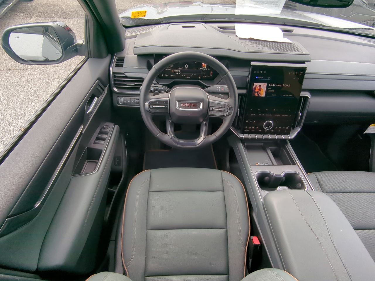 Used 2025 Sterling Metallic GMC AT4 image 47