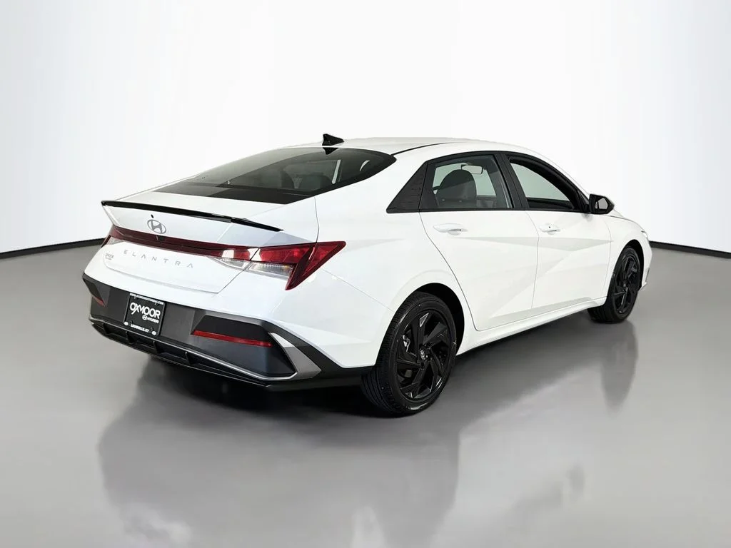 New 2026 Serenity White Hyundai SEL Sport Plus image 7