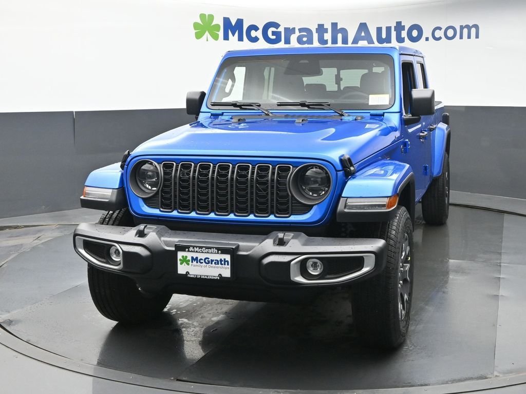 New 2026 Hydro Blue Pearl-Coat Exterior Paint Jeep Sahara image 6