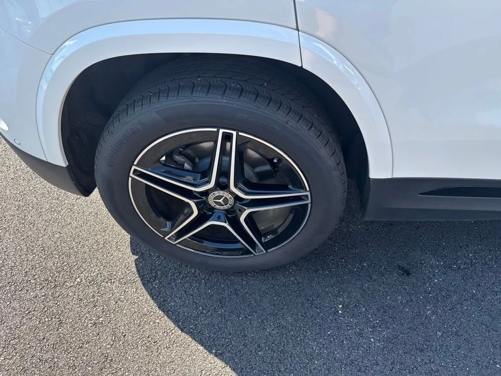 Used 2025  Mercedes-Benz GLA 250 image 19