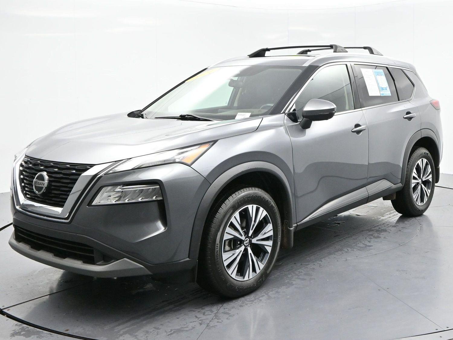 Used 2021 Gun Metallic Nissan SV image 3