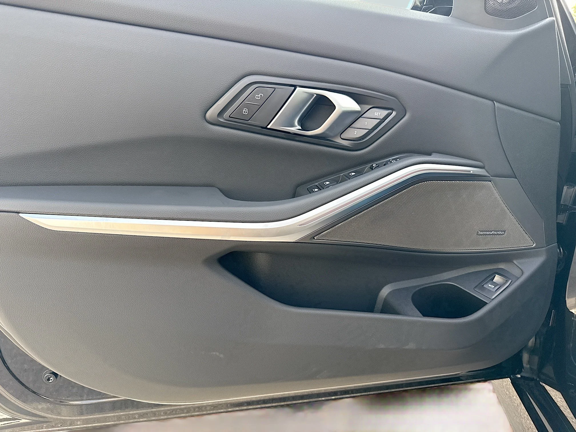 New 2026 Black Sapphire Metallic BMW 330i image 22
