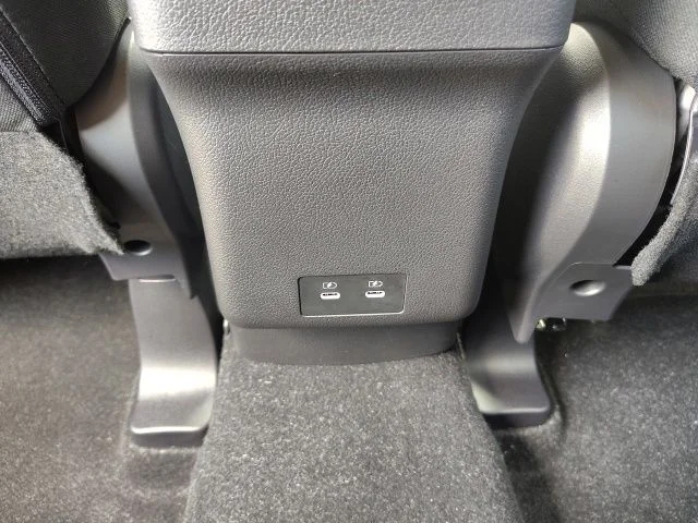 New 2026 Black Mitsubishi 2.0 LE image 25