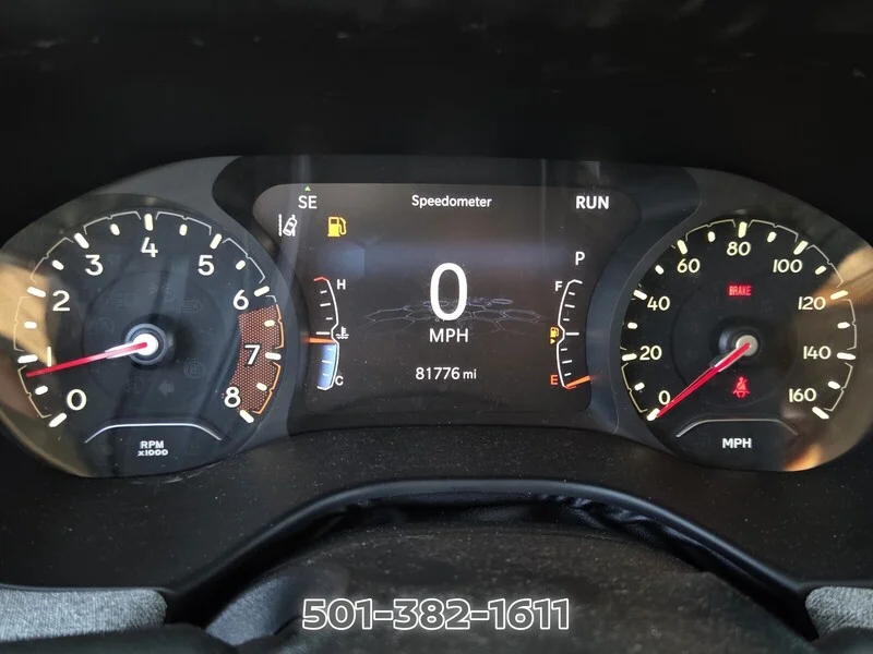 Used 2022 Billet Silver Metallic JEEP LATITUDE 4X4 image 29