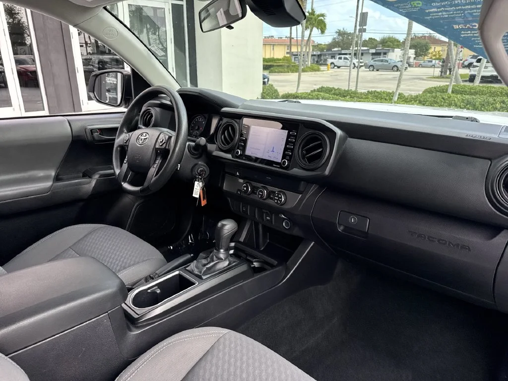 Used 2020 Super White Toyota SR image 14
