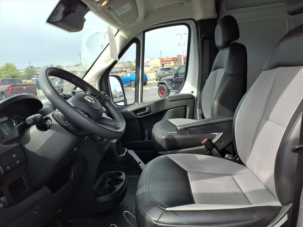 Used 2025 White Ram High Roof image 8