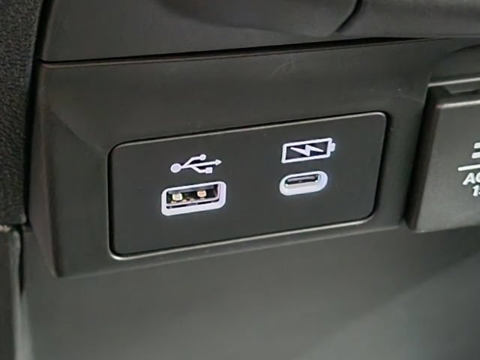New 2026 Platinum White Pearl Honda Touring image 21