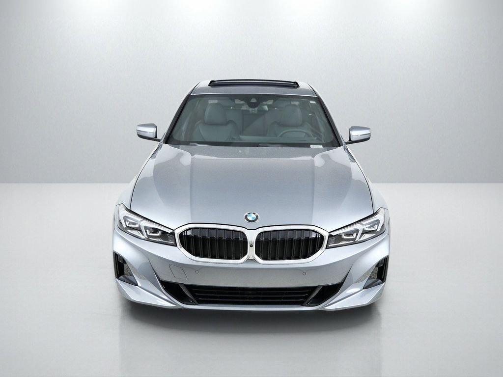 2026 BMW 3 Series 330i - Photo 16