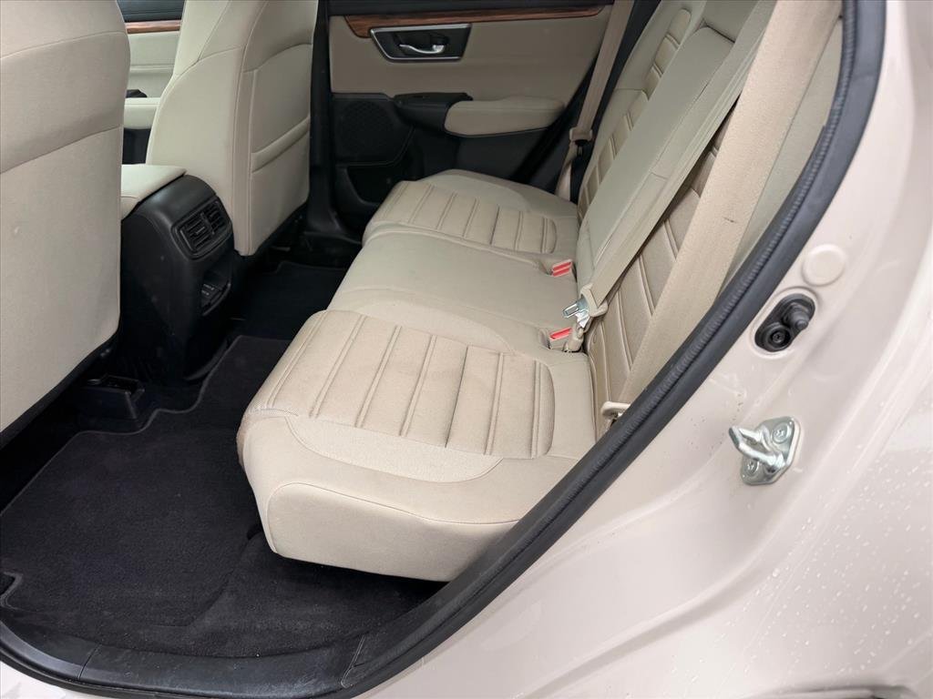Used 2017  Honda EX image 12