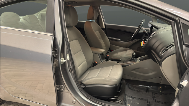 Used 2015 Graphite Steel Kia EX image 22