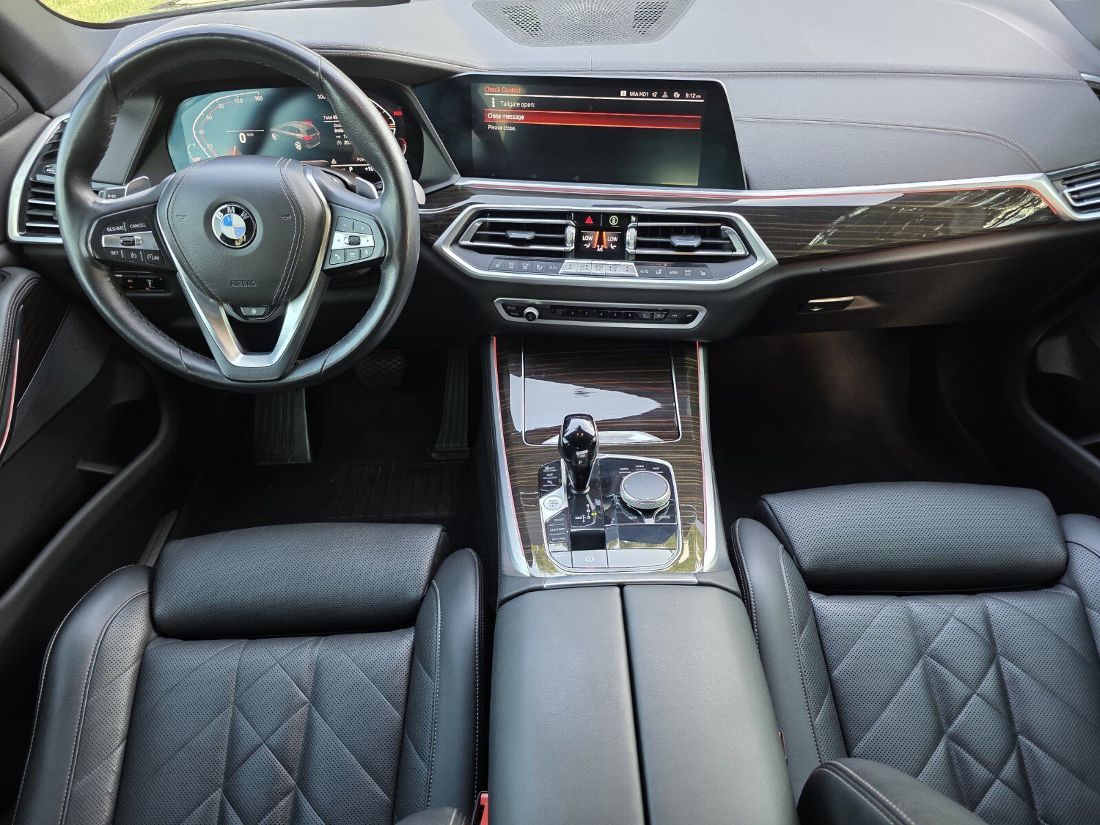 Used 2023 Jet Black BMW xDrive40i image 4
