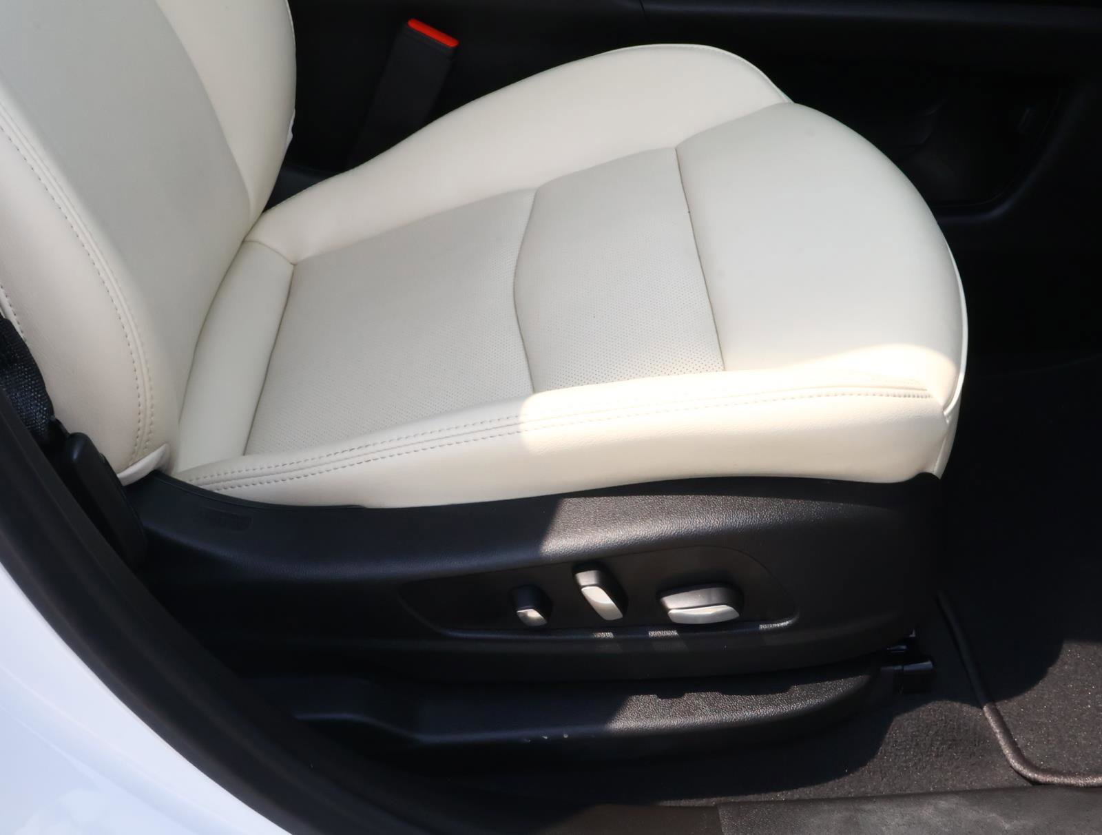 2025 Cadillac XT6 Sport - Photo 21