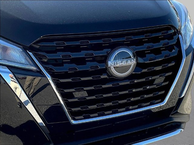 Used 2025 Black Nissan S image 31
