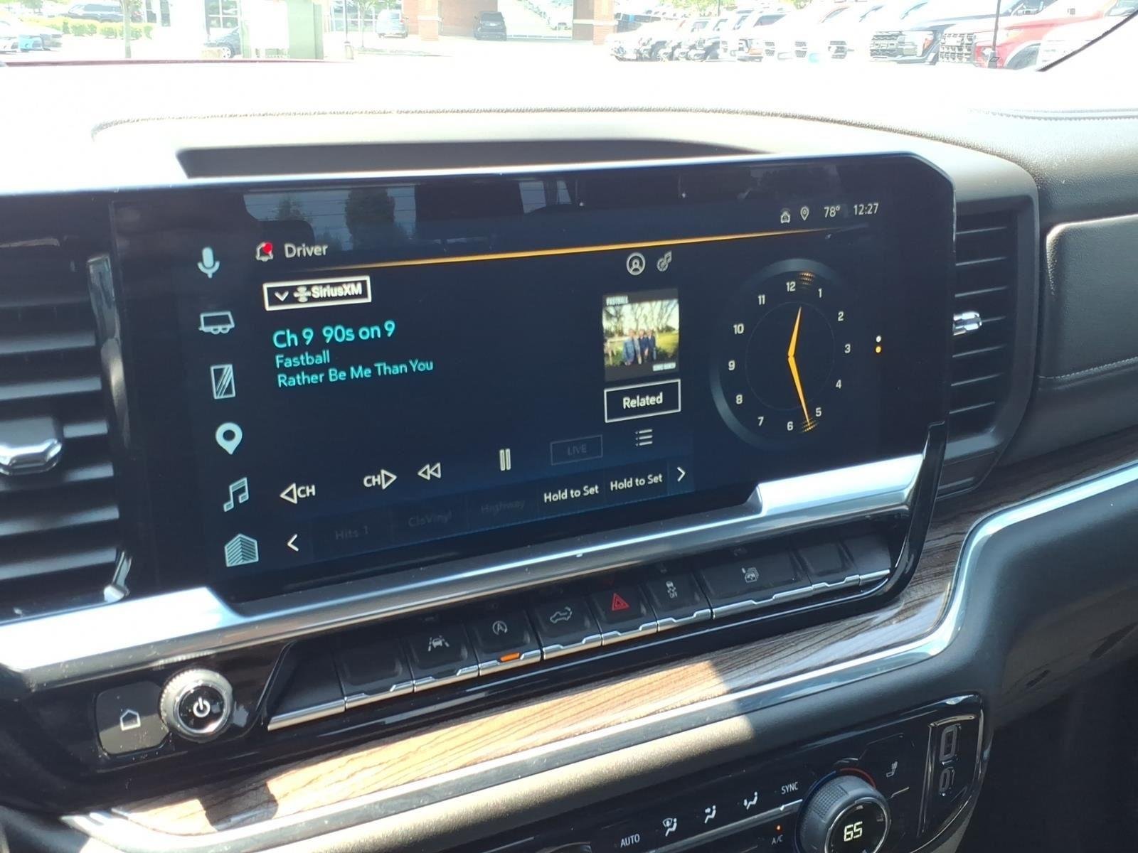 Used 2024  CHEVROLET LT image 22
