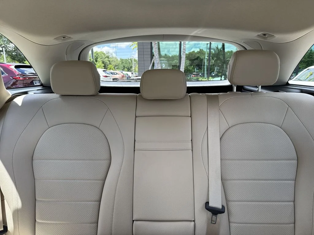 Used 2021 Graphite Gray Metallic Mercedes-Benz GLC 300 image 18
