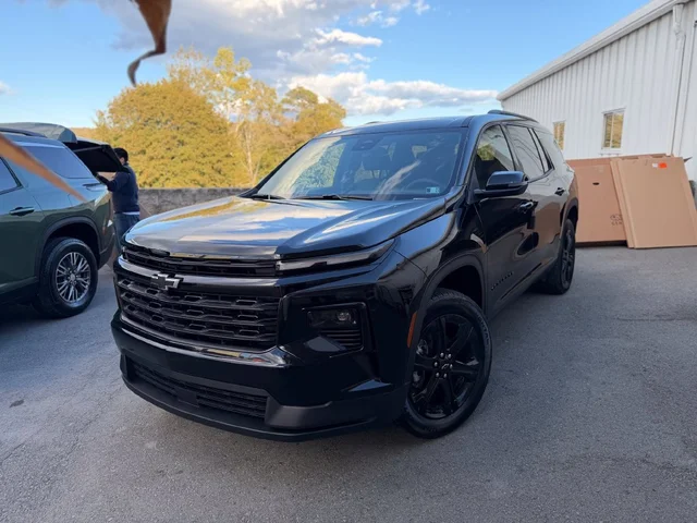 2027 Chevrolet Traverse LT
