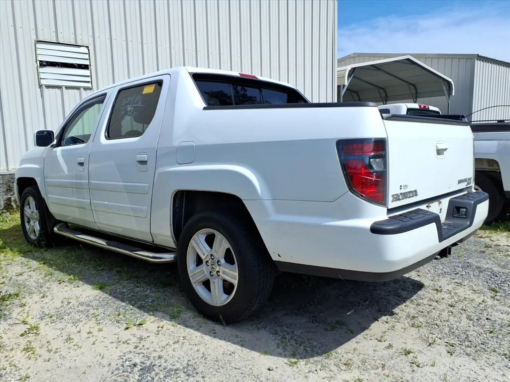 Used 2014  Honda RTL image 14