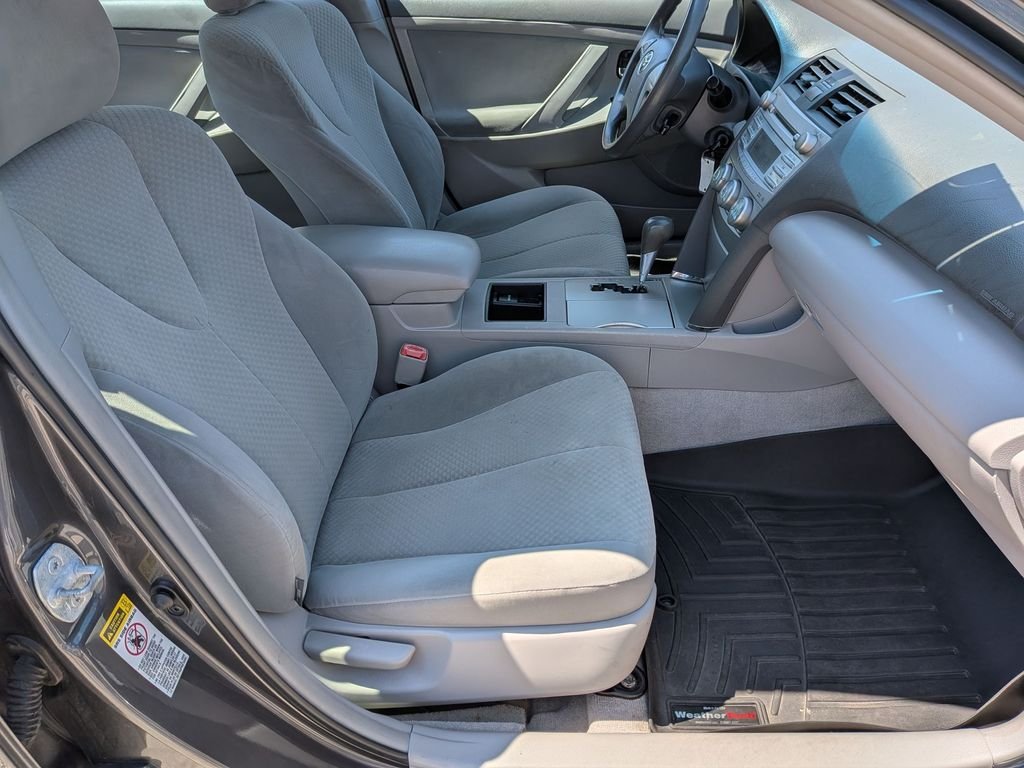 Used 2009 Gray Toyota Base CE image 27