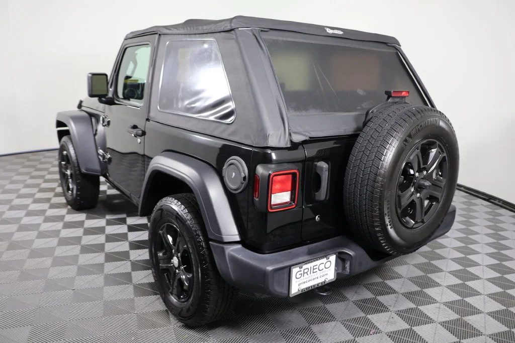 Used 2020 Black Clearcoat Jeep Sport S image 6