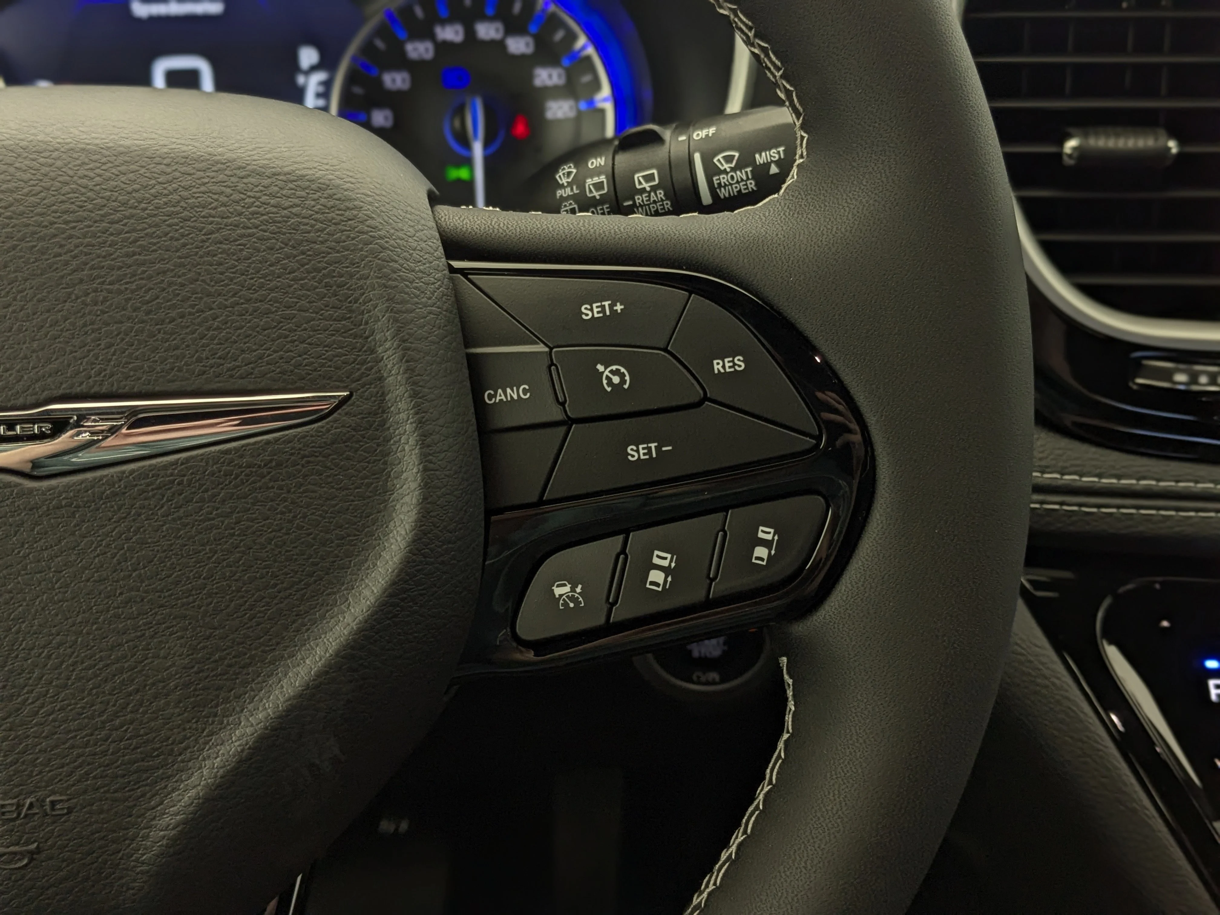 New 2026 Black Chrysler Select AWD - - Full Sunroof - S Appearance - 360 Camera - Remote Start & tons more! image 18