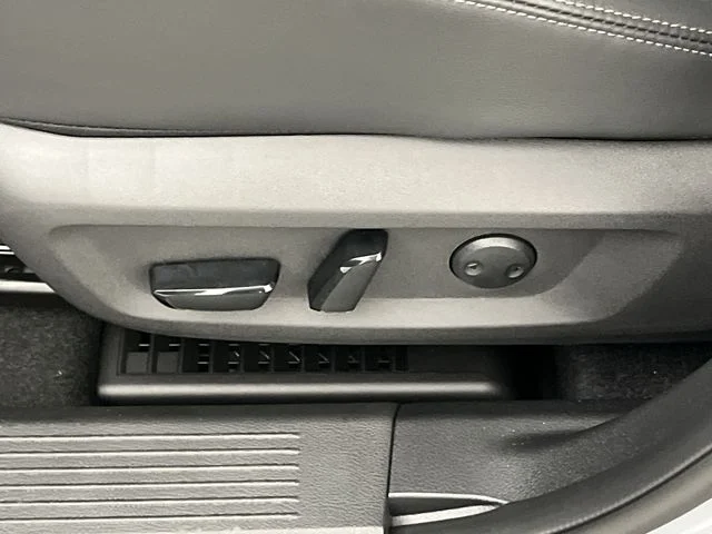 2026 Nissan Rogue Platinum - Photo 12