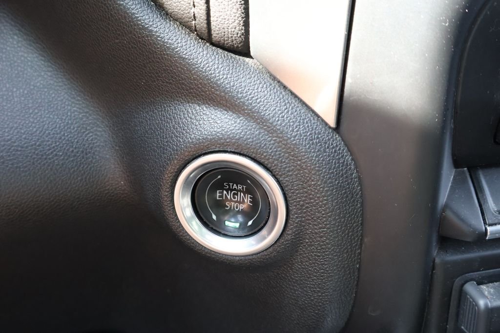 Used 2020 Gray Chevrolet RST image 36