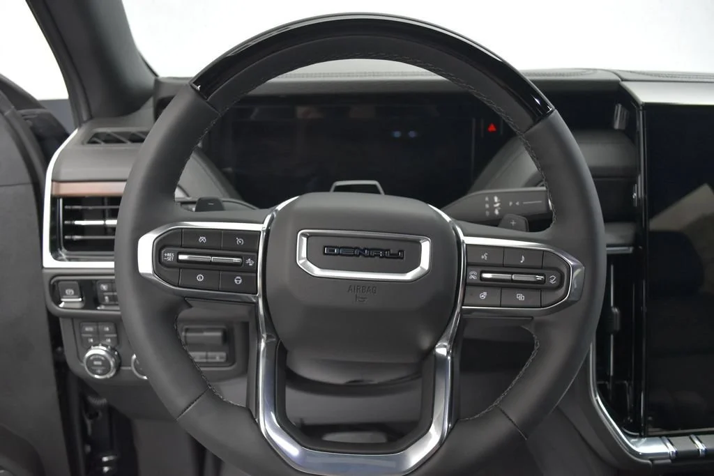 2026 GMC Yukon Denali - Photo 7