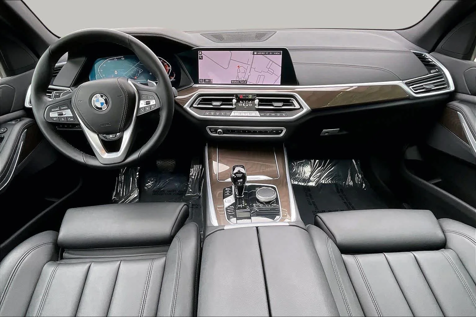 Used 2022 Black Sapphire Metallic BMW xDrive40i image 15
