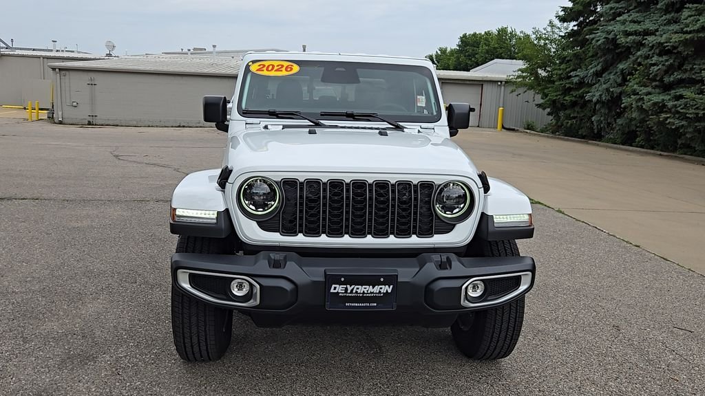New 2026 Bright White Clear-Coat Exterior Paint Jeep Sahara image 3