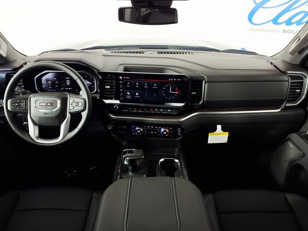 2026 GMC Sierra 1500 SLT - Photo 10