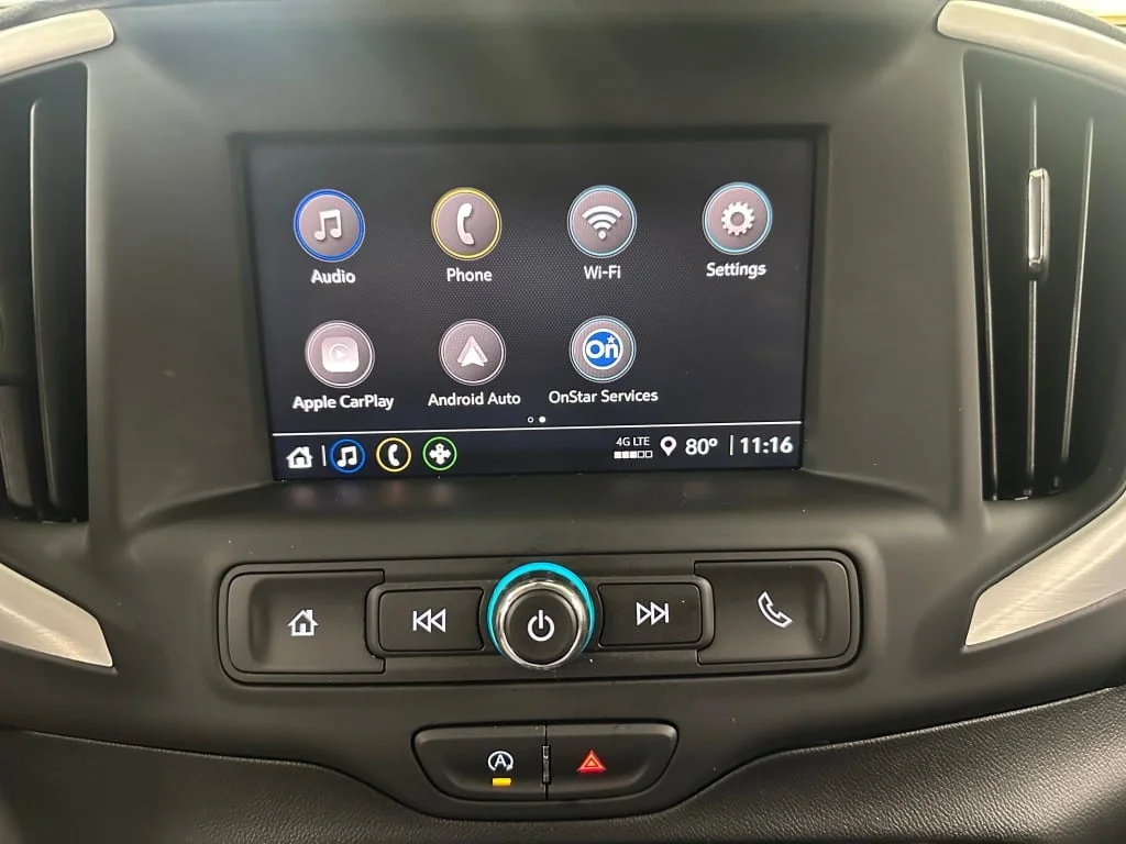 Used 2023 Summit White GMC SLE image 13