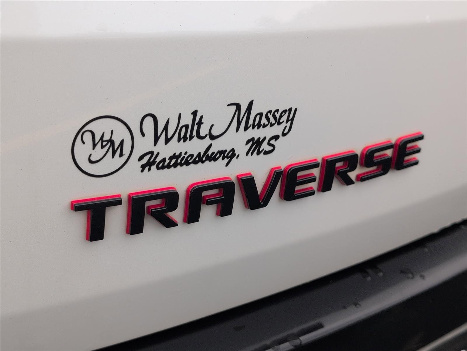 Used 2021 Iridescent Pearl Tricoat Chevrolet Premier image 36
