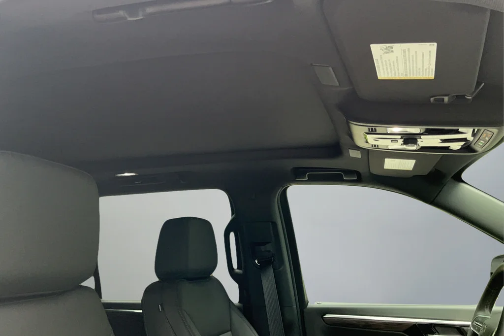2026 Chevrolet Suburban Z71 - Photo 16