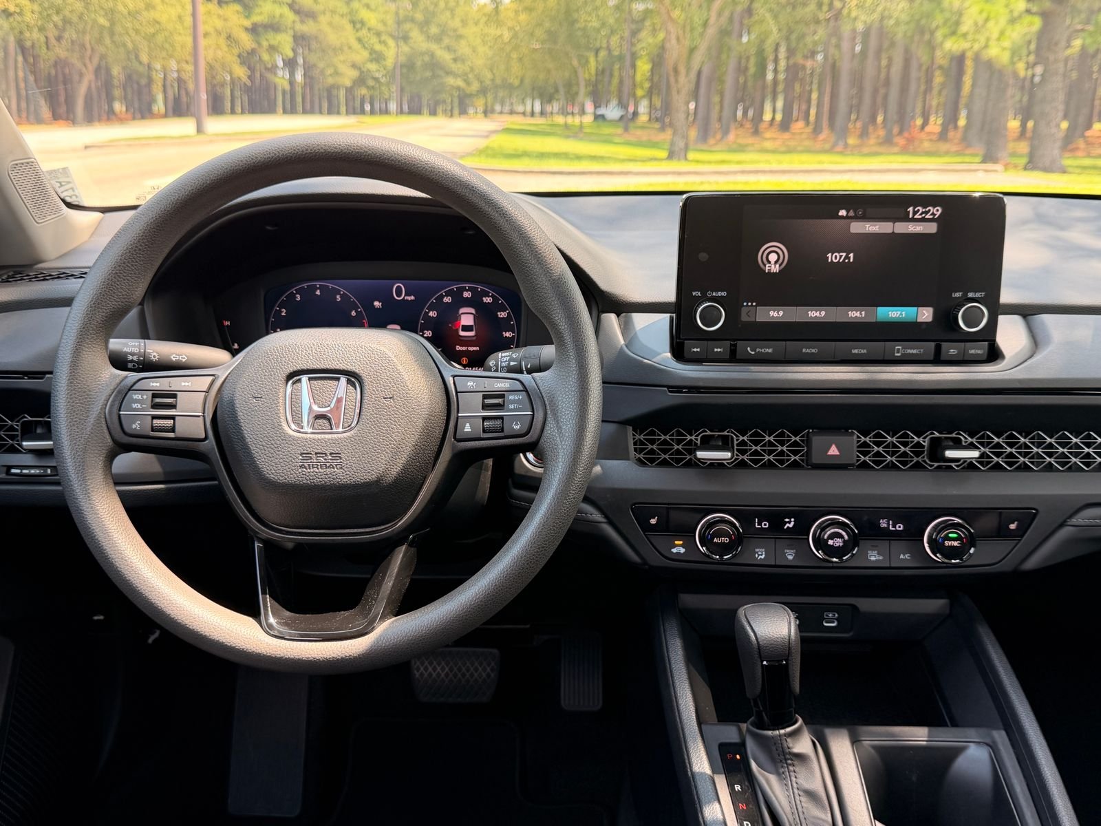 Used 2023 Canyon River Blue Metallic Honda EX image 3
