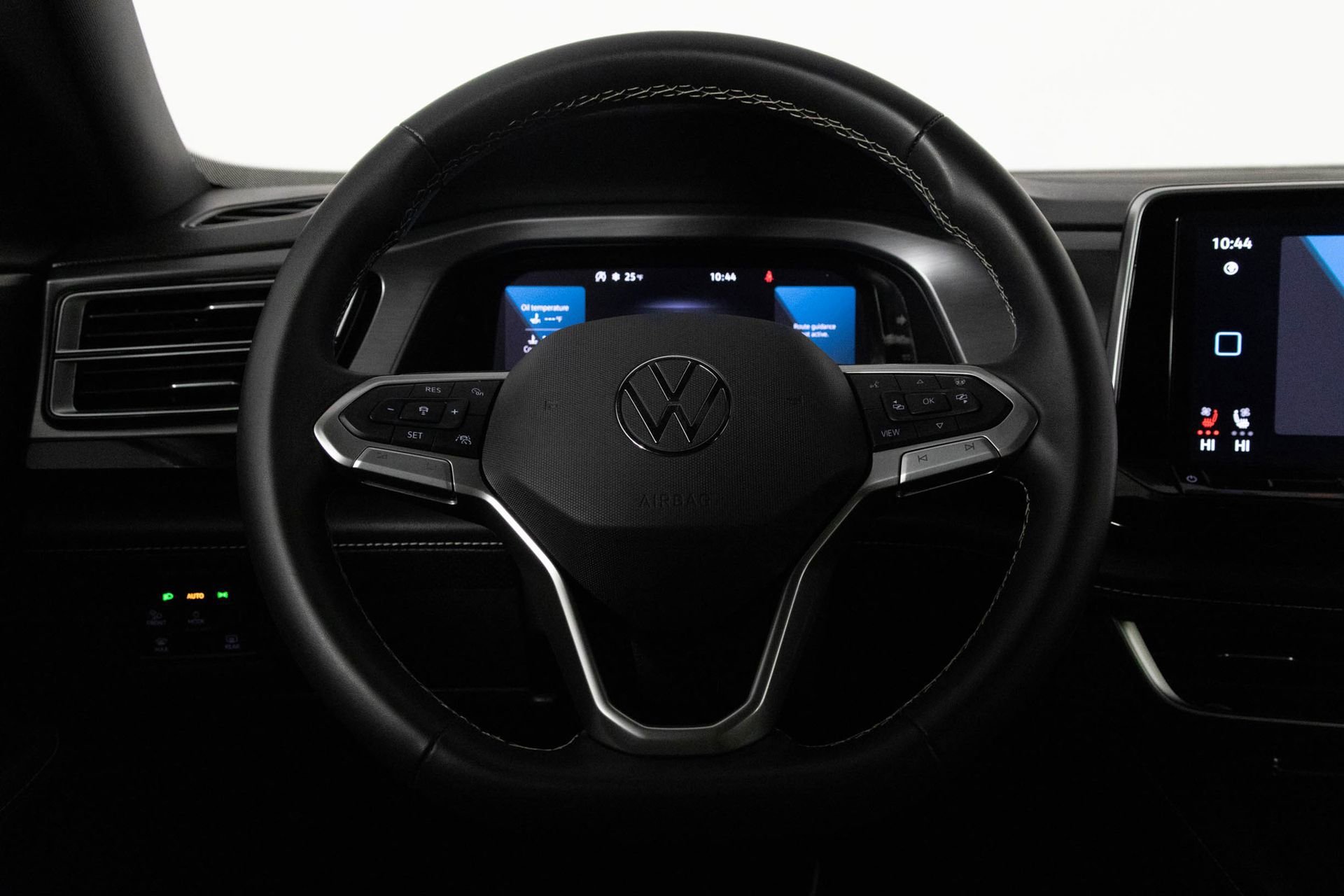 2025 VOLKSWAGEN ATLAS CROSS SPORT - Image 26