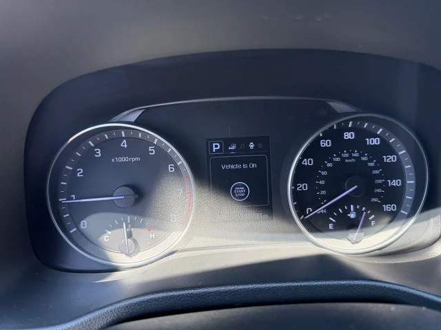 Used 2017 Blue Hyundai SE image 14