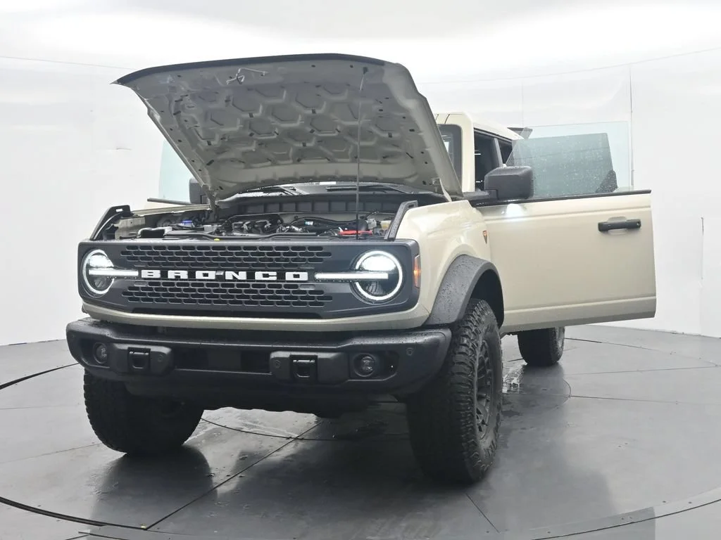 New 2026 Desert Sand Ford Badlands® image 60