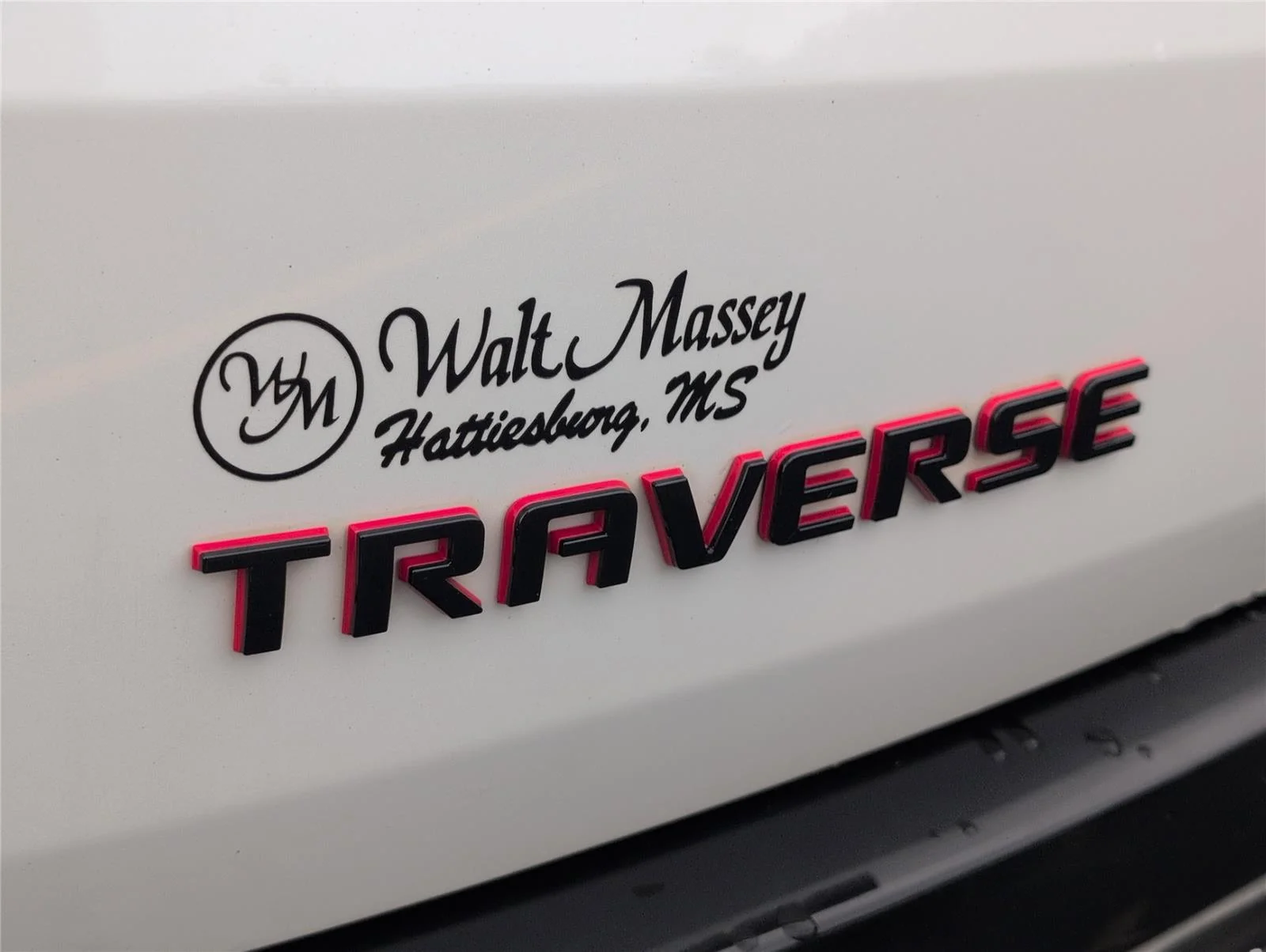 Used 2021 Iridescent Pearl Tricoat Chevrolet Premier image 36