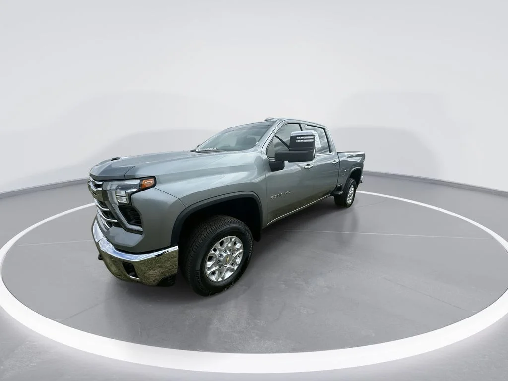 Used 2024 Gray Chevrolet LTZ image 4
