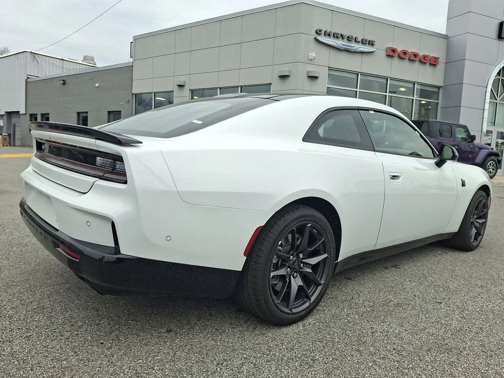 New 2026 White Knuckle Exterior Paint Dodge Scat Pack Plus image 4