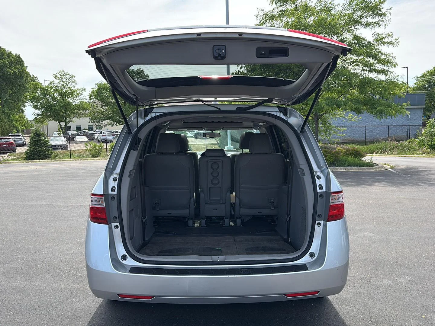 Used 2013 Alabaster Silver Metallic Honda EX-L image 19