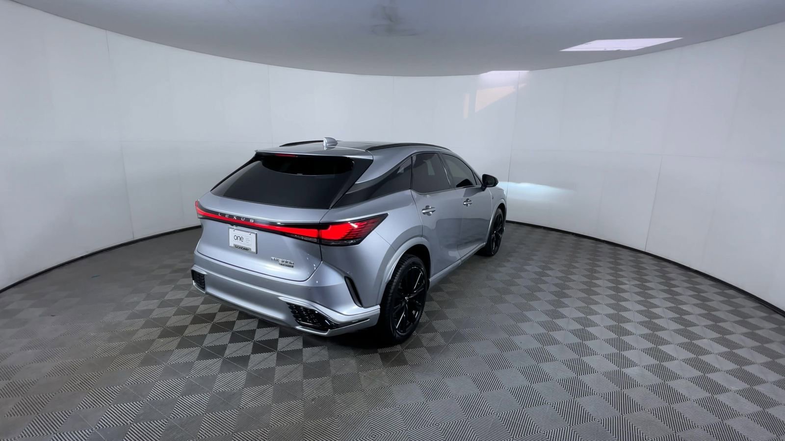 Used 2023 Iridium Lexus RX 500h F SPORT Performance image 8