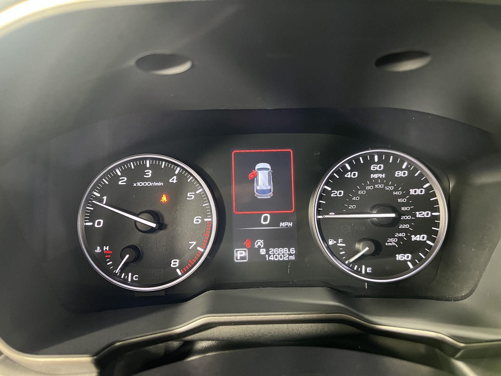 Used 2025 Magnetite Gray Metallic Subaru Onyx Edition image 28