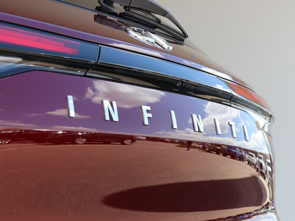 Certified Used 2025 Red INFINITI Sensory image 31