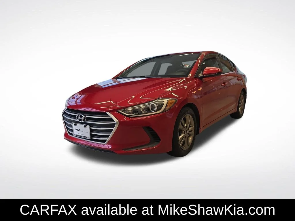 Used 2018 Red Hyundai SEL image 1