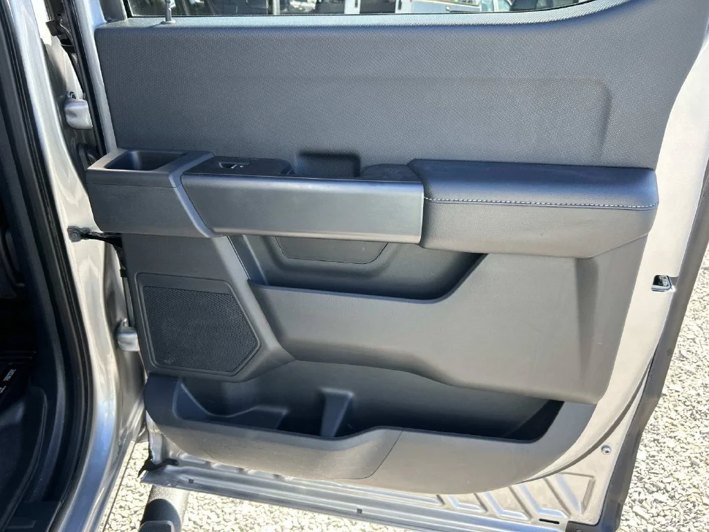 Used 2021 Silver Ford XL image 24
