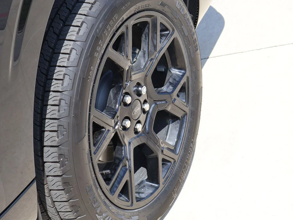 New 2026 Shadow Black Ford Lobo™ image 39